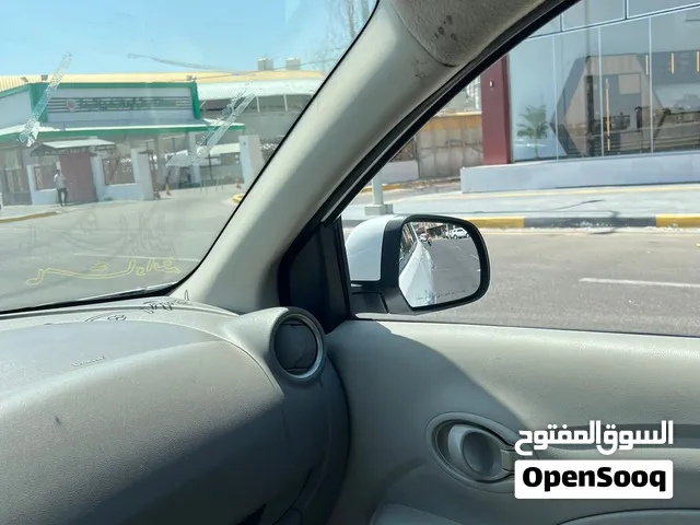 نيسان صني موديل 21