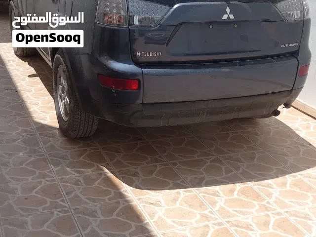 ميتسوبيشي أوتلاندر 2008 للبيع تم تخفيض السعر محرك 24