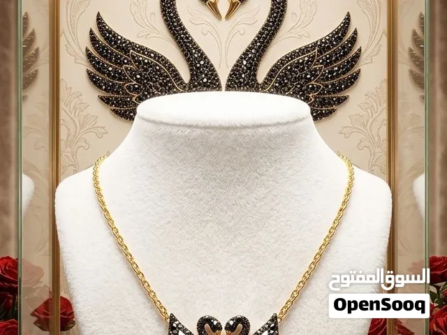 سنسال سوارفسكي الأصلي وارد الكويت مع علبه للبيع
