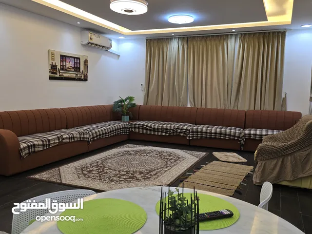 شاليه ليالي السيب مسقط ولاية السيب قريبة جدا من السوق . shalih layali alsiyb masqat alseeb