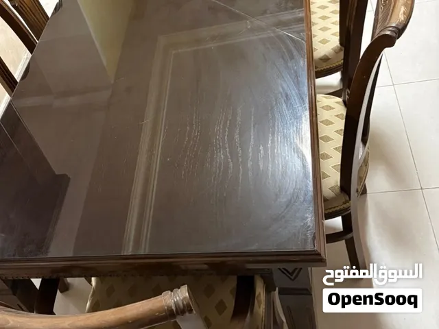 طاولة سفرة خشب زان مع طقم كراسي للبيع بسعر مميز