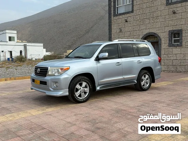 Used Toyota Land Cruiser in Al Batinah