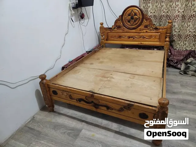 سرير خشب سويدي