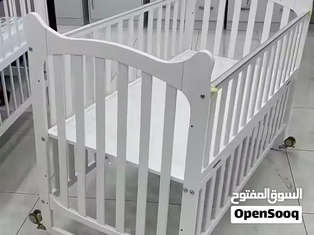 سرير بيبي هزاز