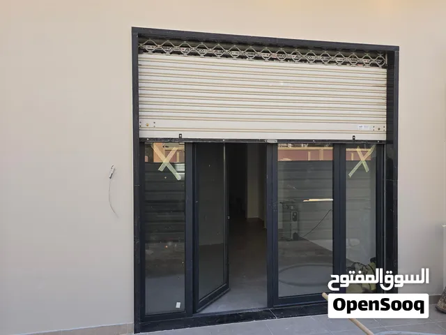 محلات للايجار نشاط خدمي في النوفليين تشطيب حديث قرب حلويات الملكة بمساحات واسعار متعددة