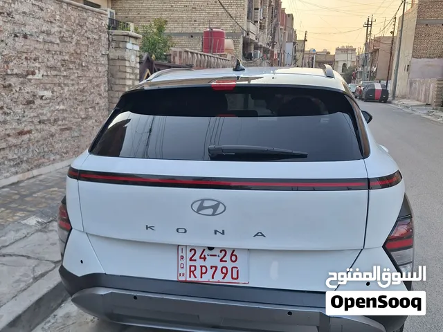 هونداي كونا 2026 لون ابيض زيرو ماشية 1000 ميل حادث خلفي وراجع بارد فقط تترقم شمالي فقط ب175 وبيهة مج
