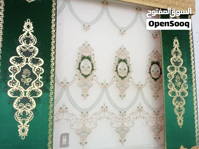 فني تركيب وتجهيز ستائر بجميع التصاميم نحن نفتخر بتقديم الأفضل لأن العادي ليس في قاموسنا