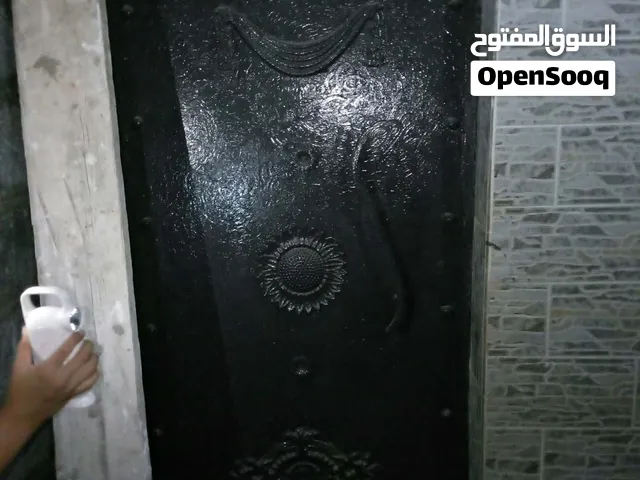 الباب خارجي لبيع 650والباب مربوعه 500
