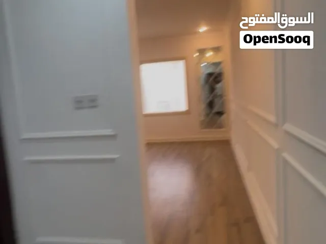 شقه للايجار في منطقه هديه