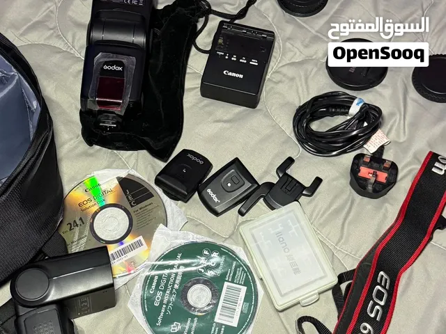 كامره كانون 60D نضيفه مع اضائه وحقيبه متكامله