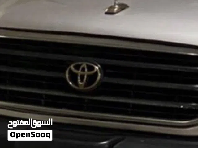 شبك استيشن 2001 مصبوغ اسود