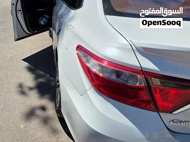 كامري 2015 XLE هايبرد فل مواصفات