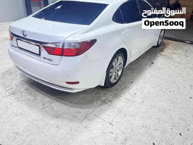 Lexus E250 2013
