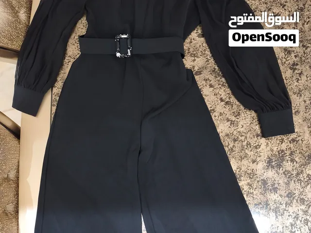 جمبسوت اسود مستعمل للبيع