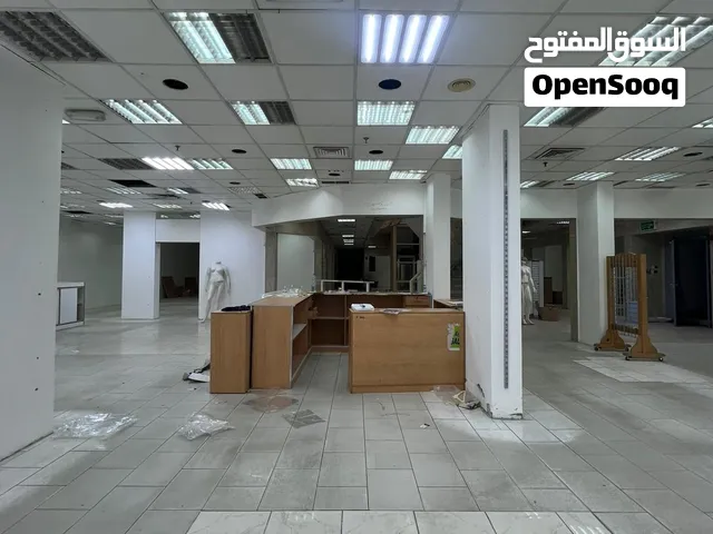 دور  كامل سرداب تجاري للإيجار في الفروانية