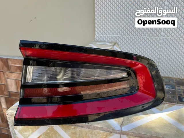 ليت خلفي يمين دودج تشارجر وكالة 2015