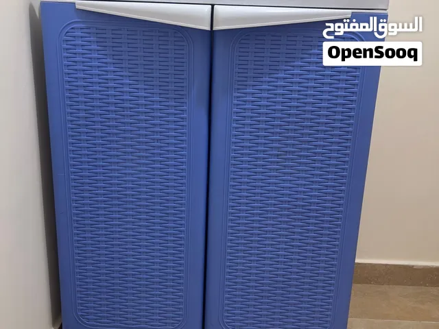خزانة بلاستكية