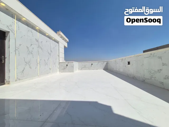 آخر شقة للبيع  طابق أخير مع رووف  طبربور