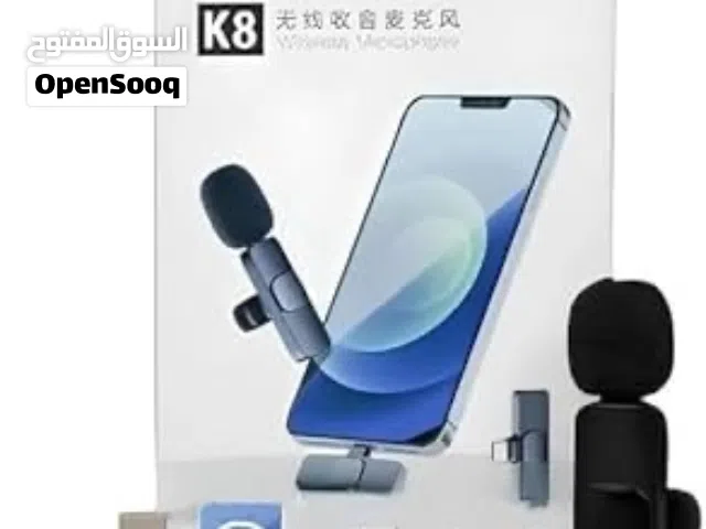 ميكرفون k8 يتميز بالتوصيل والتشغيل الفوري تقنية لاسلكية 2.4 جيجا هيرتز تقليل الضوضاء بطارية تدوم طوي