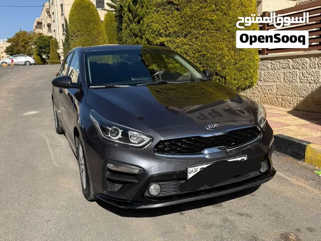 Sedan Kia in Amman