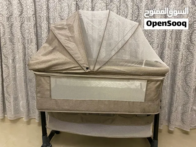 تخت بيبي عمر اشهر جديد بسعر مغري جدا