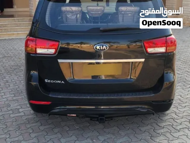 كيا سيدونا 2018 موديل LX كحلي سيارة فان مرخصة بأمريكية بسعة 3000 سي سي