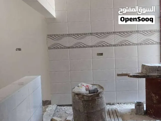 خلفه سيراميك والواح ومرمر وبورسلان ودرج
