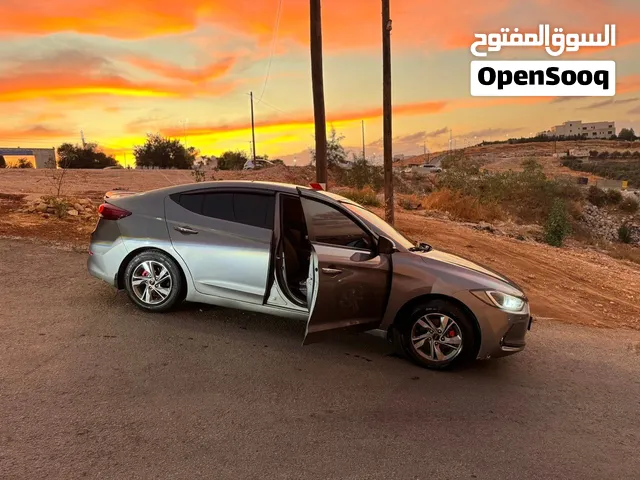 Used Hyundai Elantra in Amman