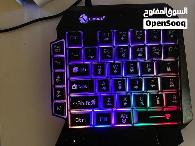 كيبورد قيمنق بحجم اليد