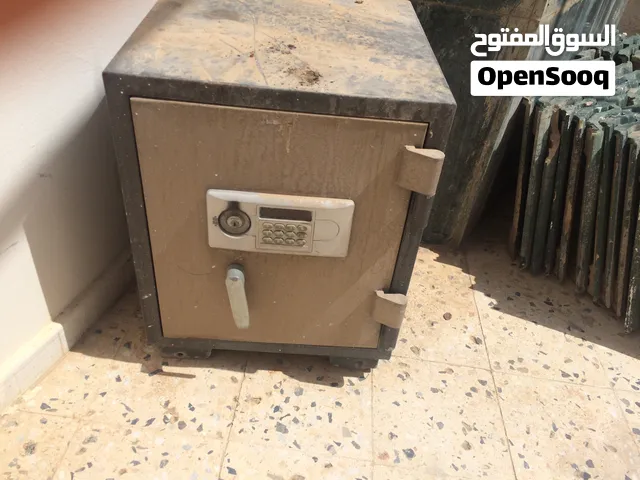 خزنة للبيع مستعملة