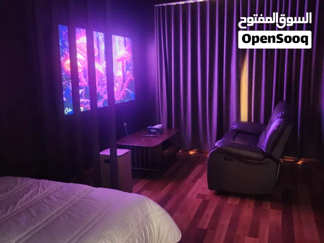 غرفة للإيجار للسيدات بالقرب من الموج والمطار Room for rent for ladies near Al Mouj and the airport
