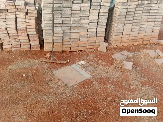 للبيع انترلوك و حجر