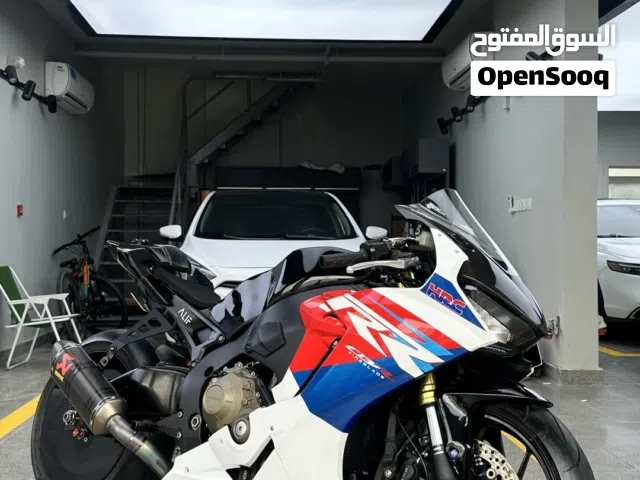 CBR 2018 1000cc خليجي وكالة عمان