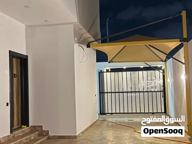 فيلا للبيع في السيدة عائشة