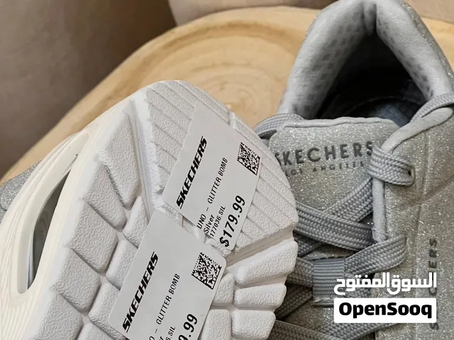 بوت سكيتشرز اصلي
