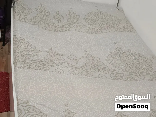 White Double bed in Good condition  15 kd