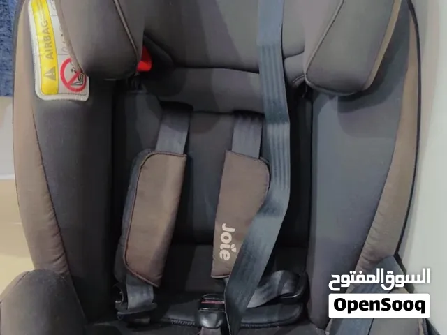 كرسي اطفال للسيارة