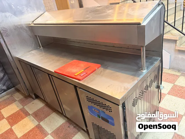 عدة مطبخ وأدوات