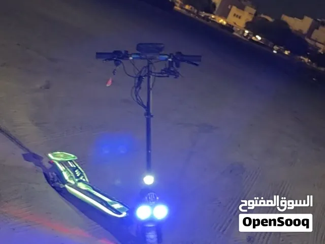 سكوتر الوحش للبيع استعمال خفيف شهرين