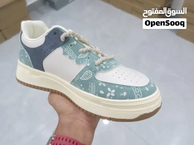 احذيه رياضية