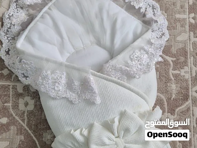 مدس للطفل للبيع: مدس جديد  مستخدم فتره بسيطه جدا   نظيف سعر  البيع 15 ريال