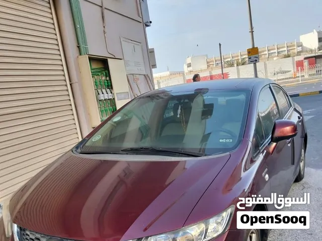 هوندا سيفيك 2015 – مواصفات خليجية  مالك أول  استعمال نظيف  بدون حوادث
