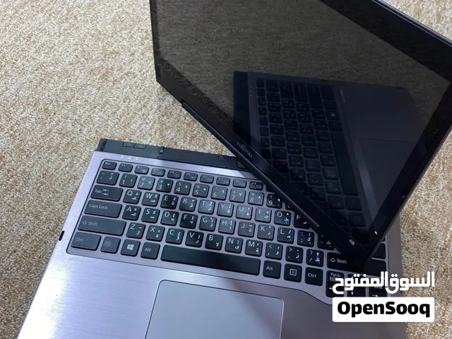 لابتوب فوجيتسو شاشه لمس استعمال قليل كانُ جديد ملحقاته موجوده الشاحنه والماوس والكارتون