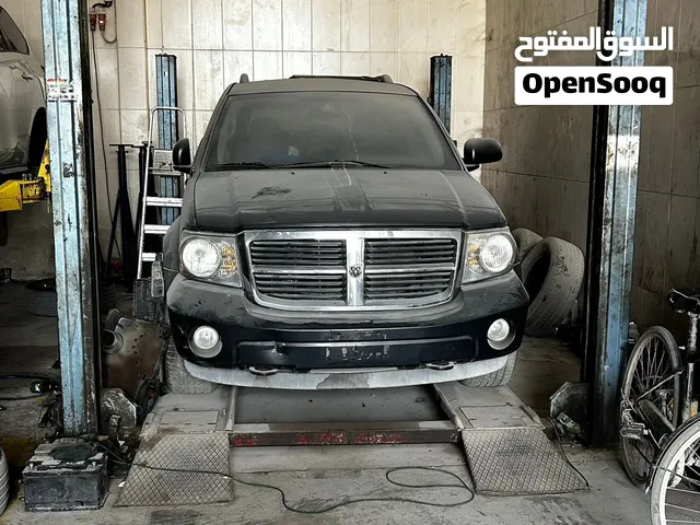 رافعة سيارات اربعة اعمدة (Four -Post Lift) للبيع - المعاينة وهي تعمل بالورشة