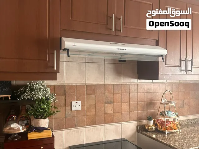 سكن مشترك للبنات في دبي الممزر قريب مترو القيادة