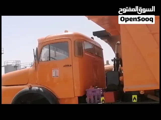 مرسيدس بوز قلاب بحاله ممتازه مكلك