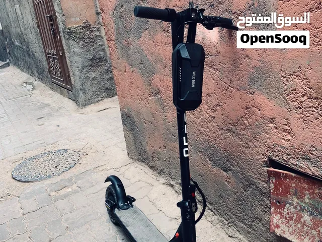 Trottinette électrique + sac de trottinette gratuit