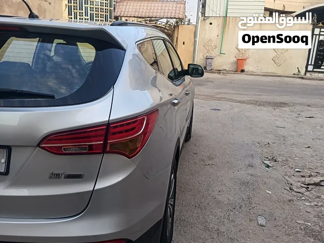 Used Hyundai Santa Fe in Basra