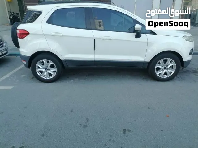 Ford EcoSport 2015 – White – Excellent Condition//For sale