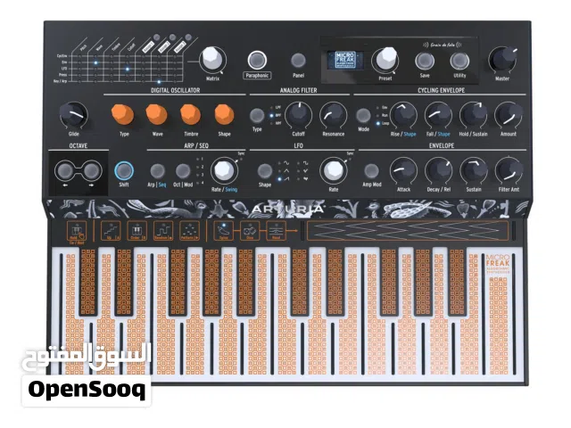 Arturia MicroFreak 25-key Hybrid Synthesizer 4-voice paraphony · arpeggiator + sequencer · OLED